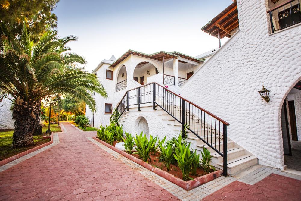 Merit Cyprus Gardens Holiday 法马古斯塔 外观 照片