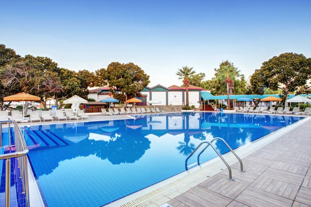 Merit Cyprus Gardens Holiday 法马古斯塔 外观 照片