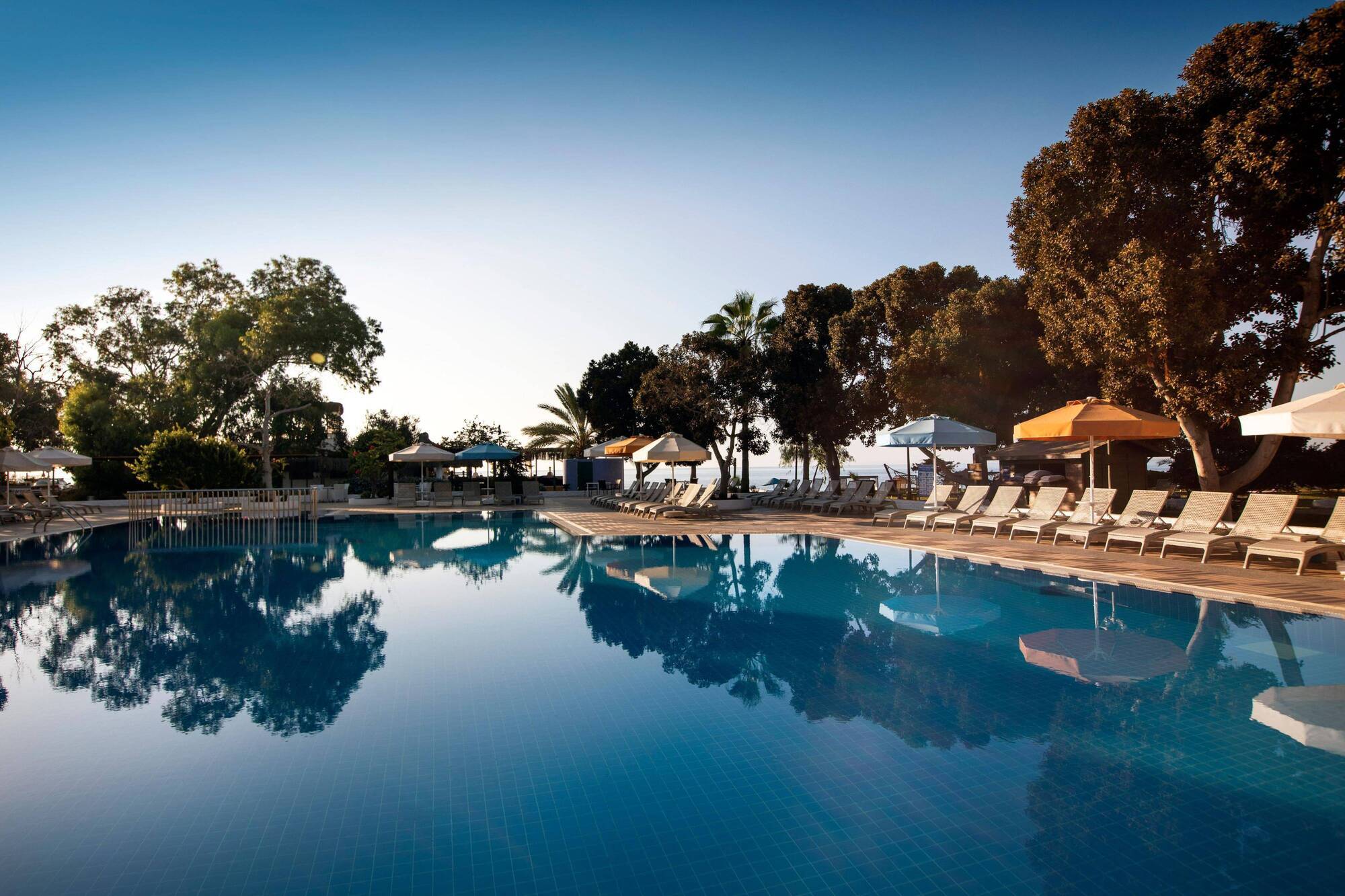 Merit Cyprus Gardens Holiday 法马古斯塔 外观 照片