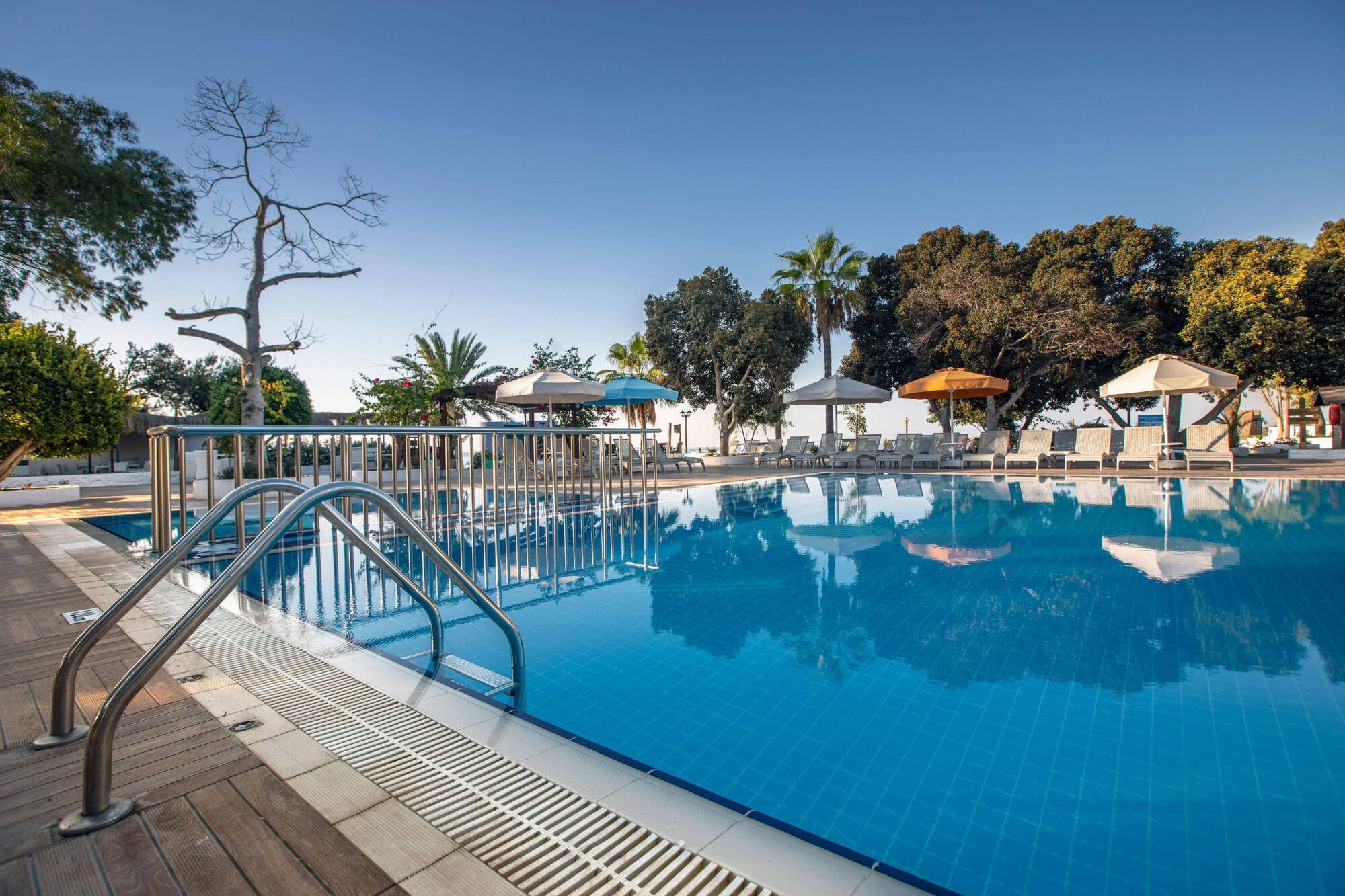 Merit Cyprus Gardens Holiday 法马古斯塔 外观 照片