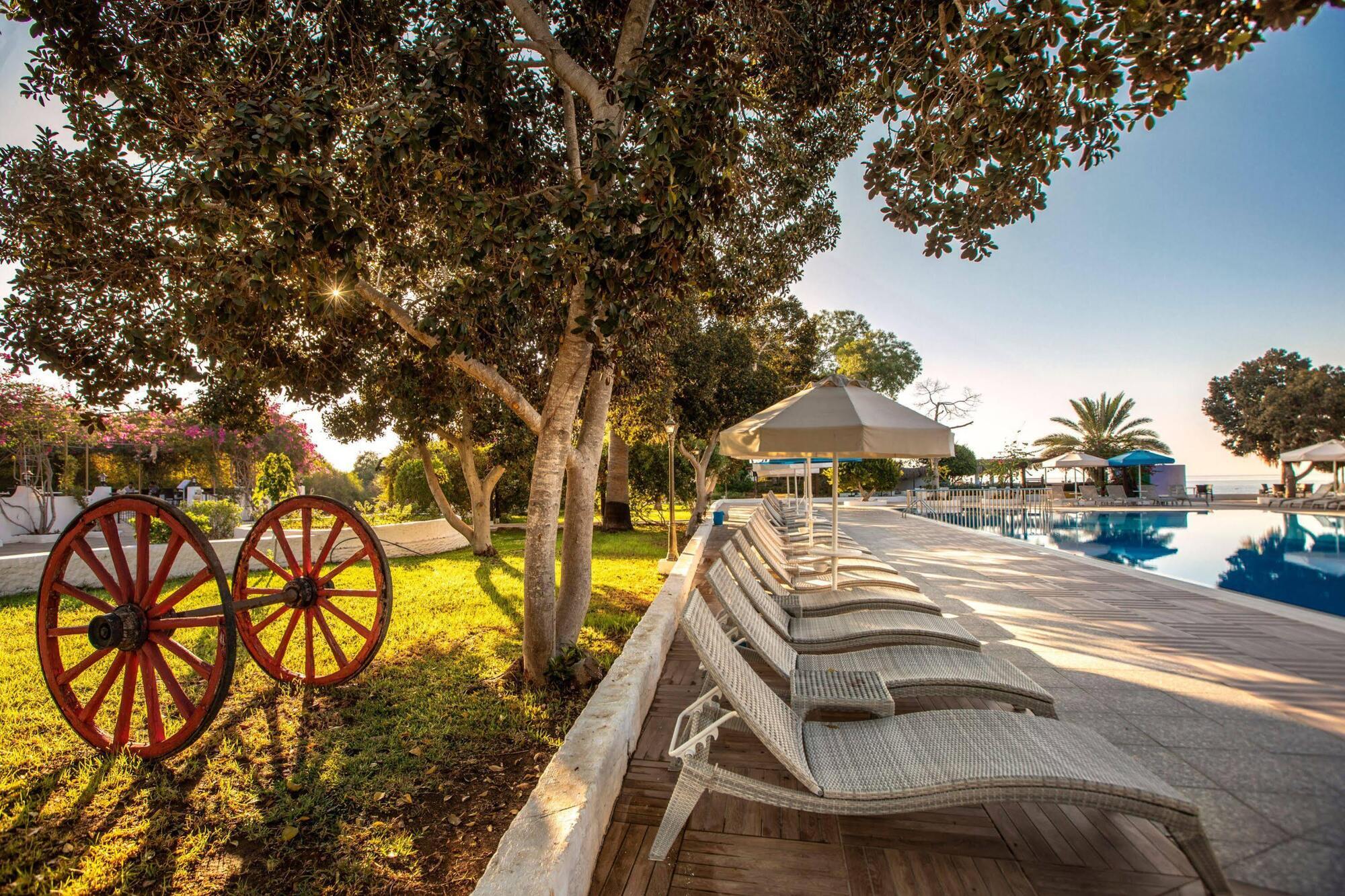 Merit Cyprus Gardens Holiday 法马古斯塔 外观 照片