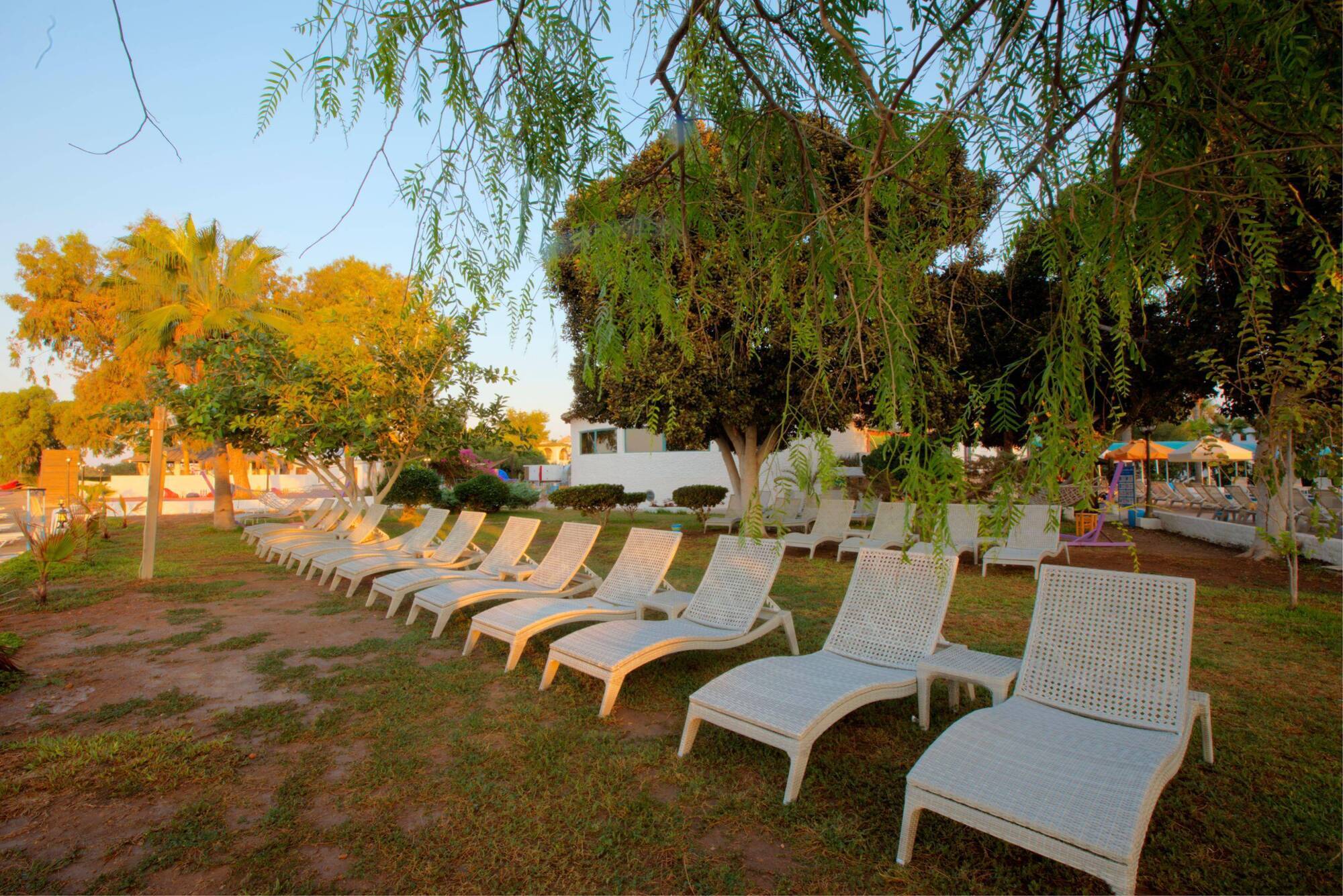 Merit Cyprus Gardens Holiday 法马古斯塔 外观 照片
